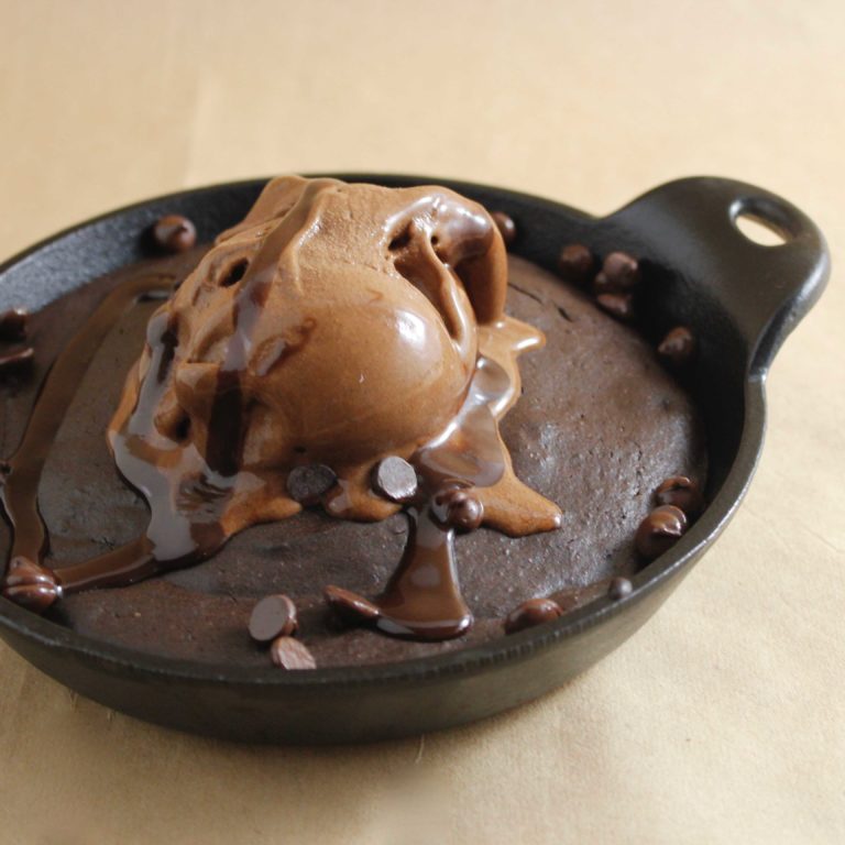 Brownies, receta saludable de Makeitgrain por Andrea Sambrano