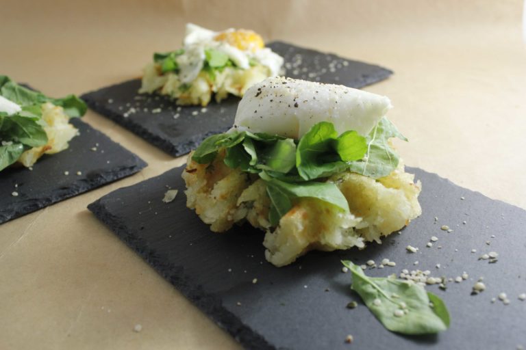 Waffles de Yuca, receta saludable de Makeitgrain por Andrea Sambrano