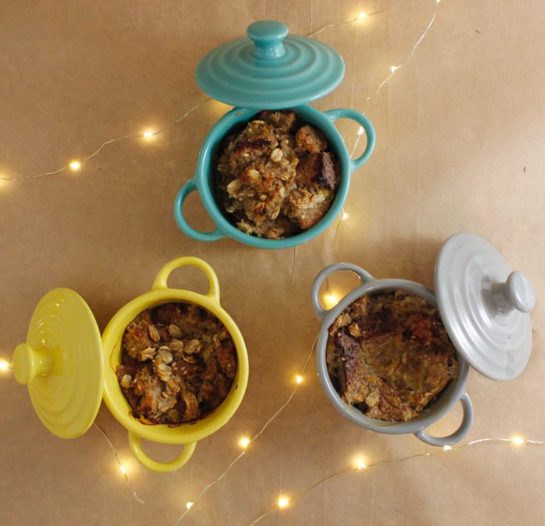 Caserola de Banana French Toast, receta saludable de Makeitgrain por Andrea Sambrano
