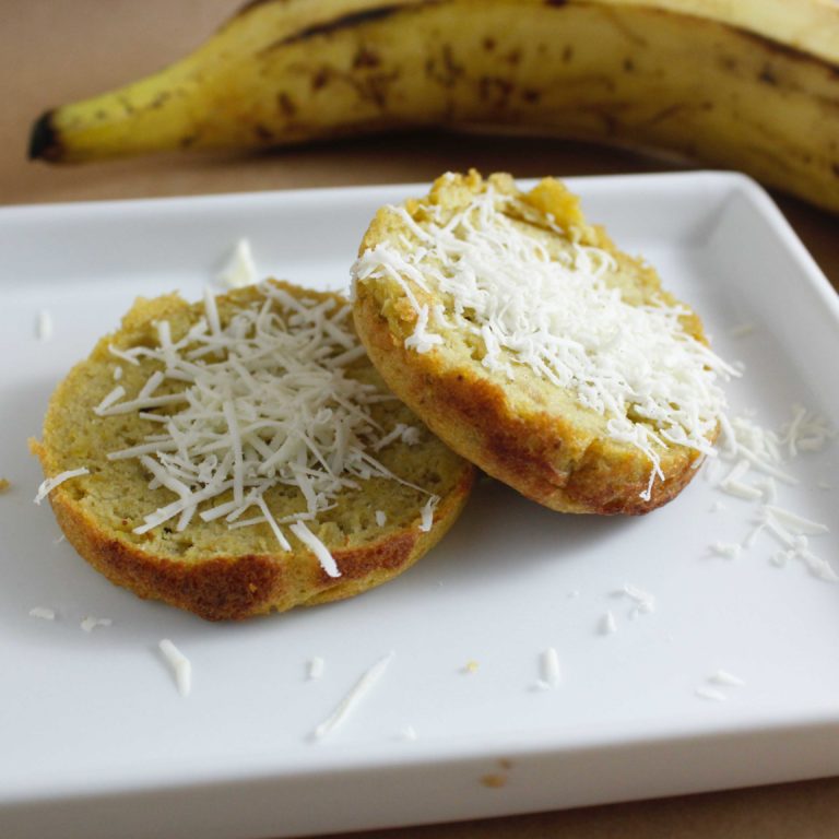Pan de Plátano, receta saludable de Makeitgrain por Andrea Sambrano