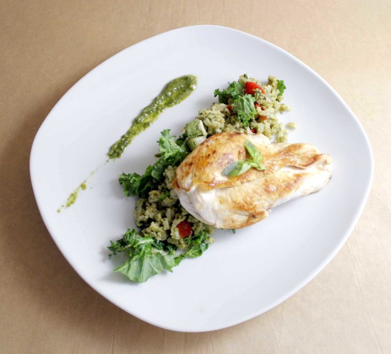 Arroz al Pesto, receta saludable de Makeitgrain por Andrea Sambrano