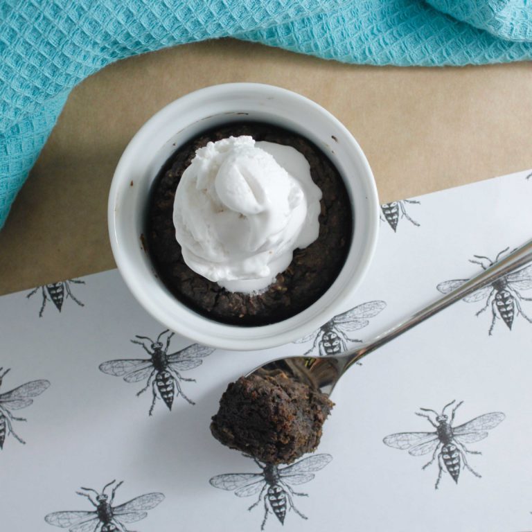 Brownies de Batata Individuales, receta saludable de Makeitgrain por Andrea Sambrano