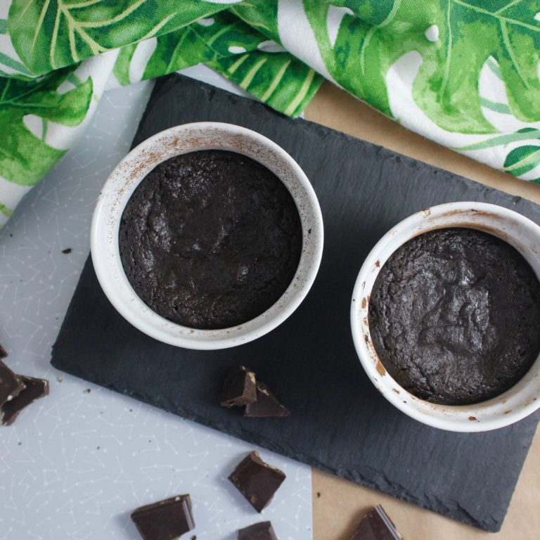 Fondant de Chocolate, receta saludable de Makeitgrain por Andrea Sambrano