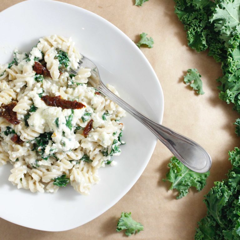 Salsa Ricotta para Pasta, receta saludable de Makeitgrain por Andrea Sambrano