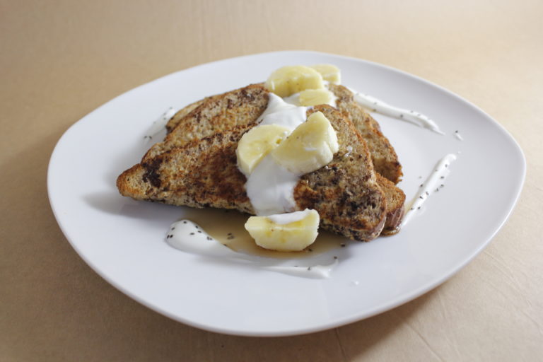 French Toast, receta saludable de Makeitgrain por Andrea Sambrano