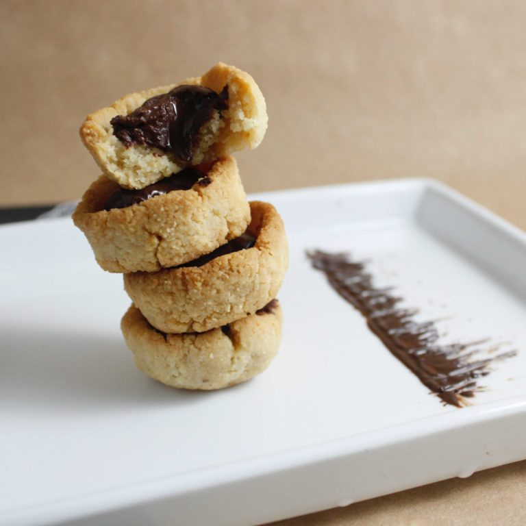 Cookie cups, receta saludable de Makeitgrain por Andrea Sambrano
