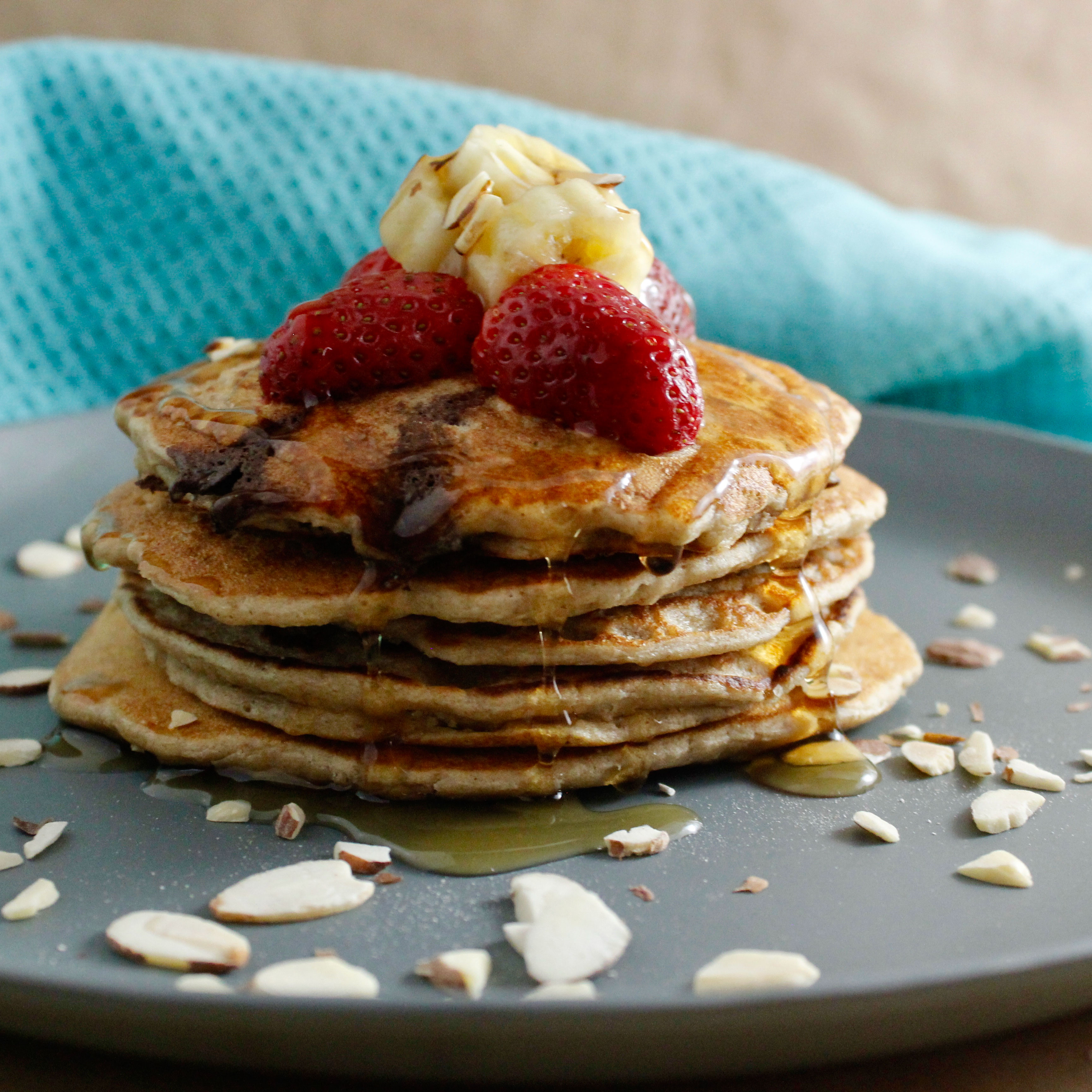 Panquecas Sin Huevo, receta saludable de Makeitgrain por Andrea Sambrano