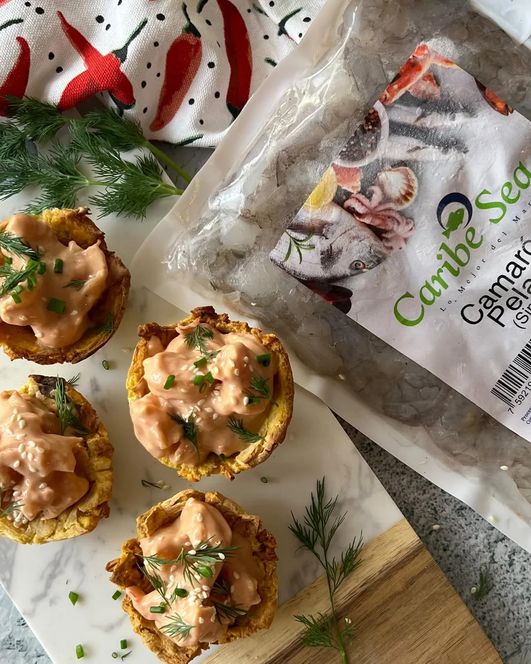 Coctel de Camarones en Cestitas de Platano, receta saludable de Makeitgrain por Andrea Sambrano